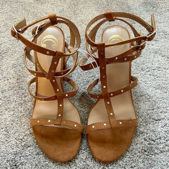 *NWT* Charming Charlie Brown Strappy Studded Block Heels - Picture 1 of 7